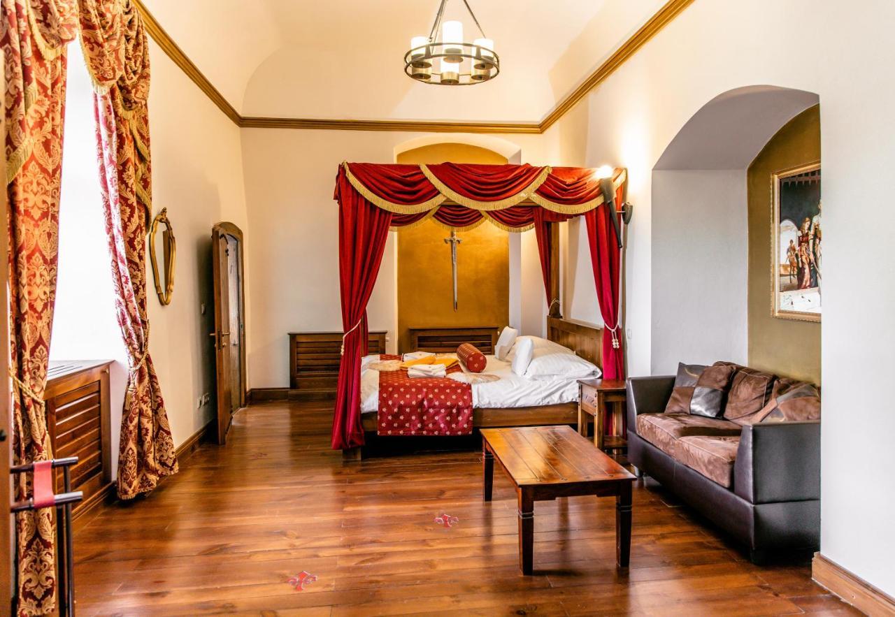 Hotel Grand Vígľaš Zvolen Buitenkant foto