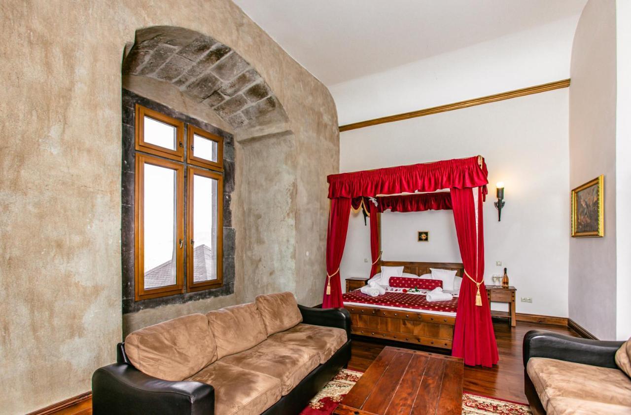 Hotel Grand Vígľaš Zvolen Buitenkant foto