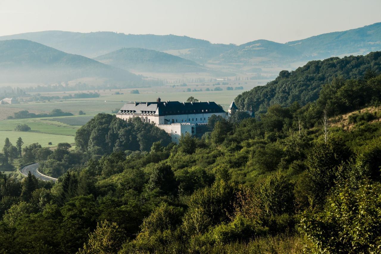 Hotel Grand Vígľaš Zvolen Buitenkant foto